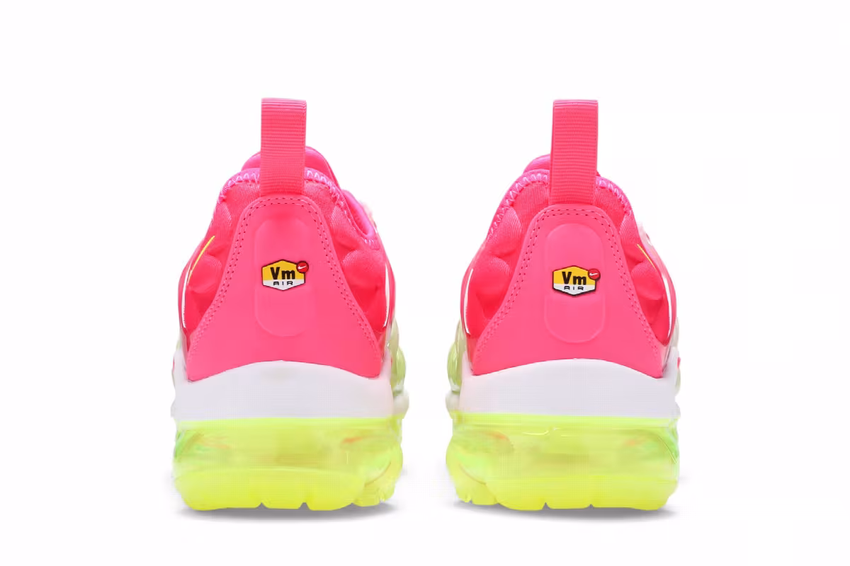 Nike Women's Air VaporMax Plus Pink Volt Gradient, view 7