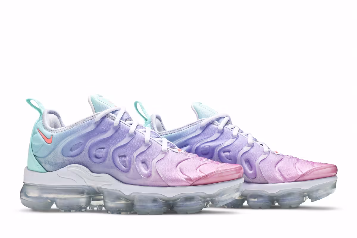 Nike Women's Air VaporMax Plus Easter, view 9