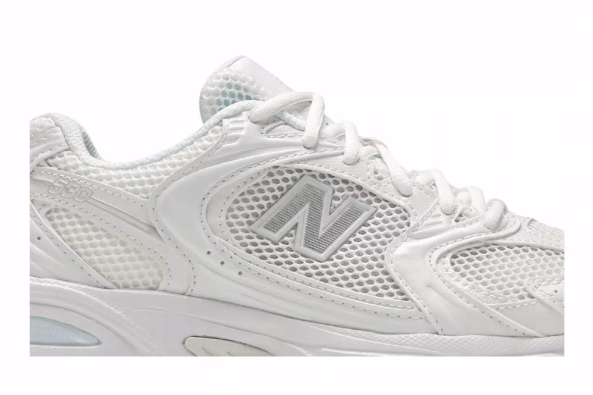 New Balance 530 White Silver Metallic, view 3