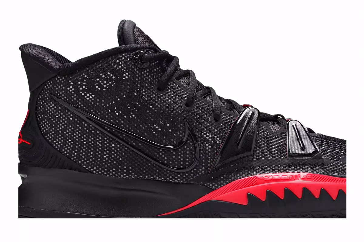 Nike Kyrie 7 Bred, view 3