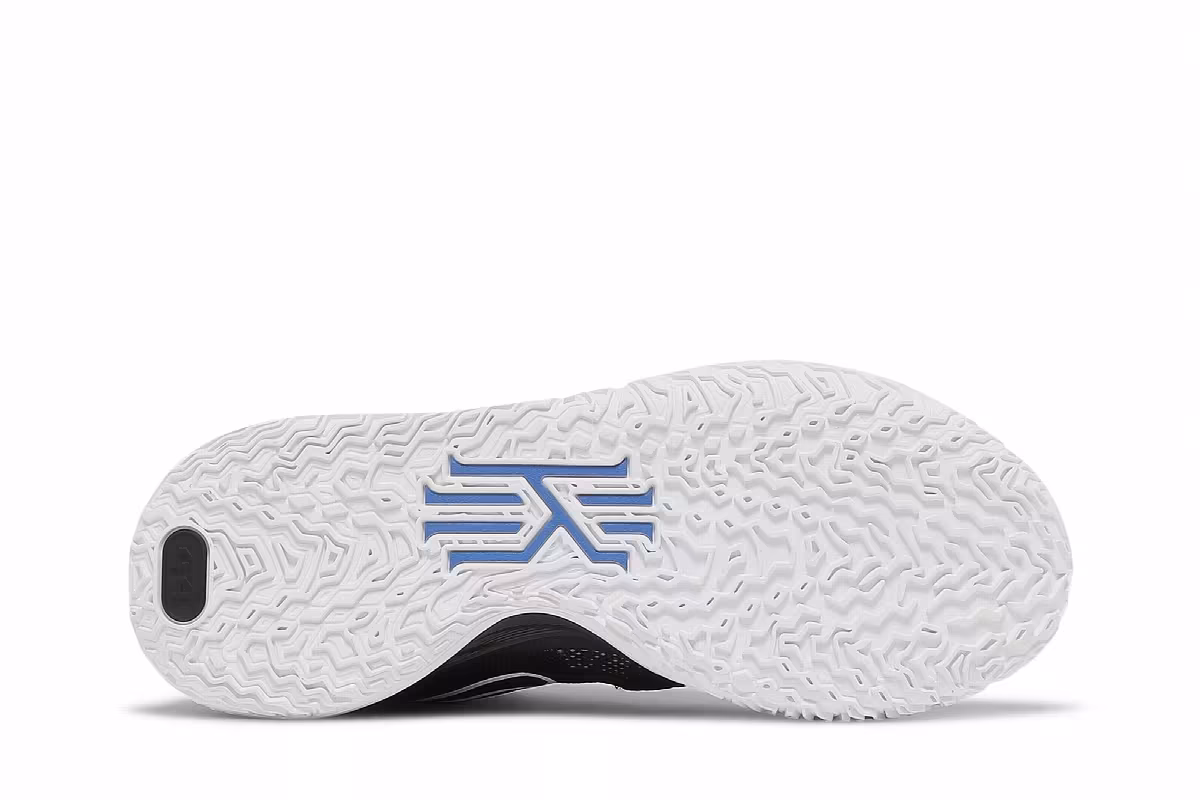 Nike Kyrie 7 Brooklyn, view 5