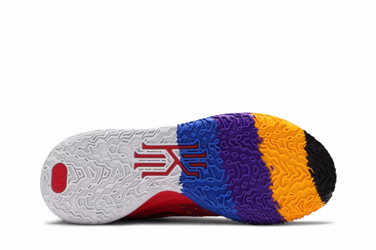 Nike Kyrie 7 Icons of Sport, view 5
