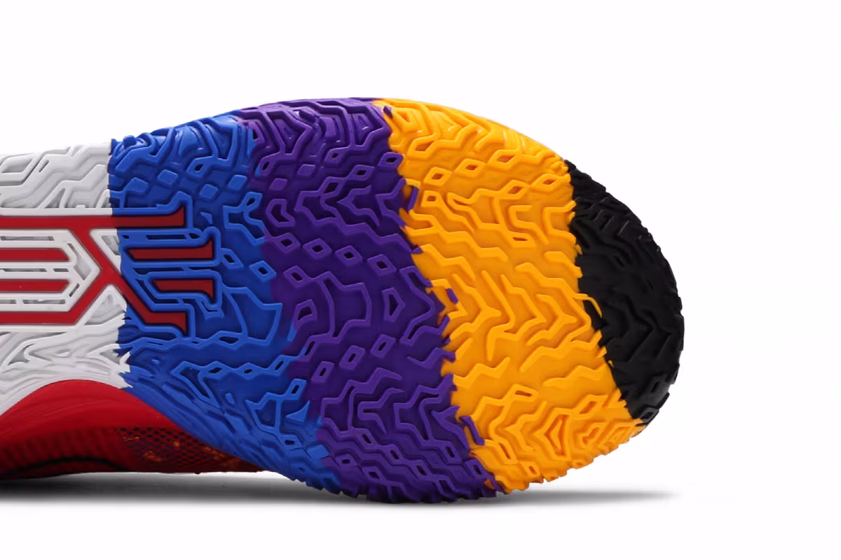 Nike Kyrie 7 Icons of Sport, view 6