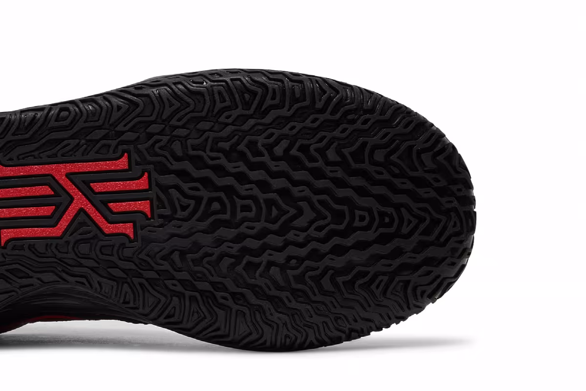 Nike Kyrie 7 GS Bred, view 6