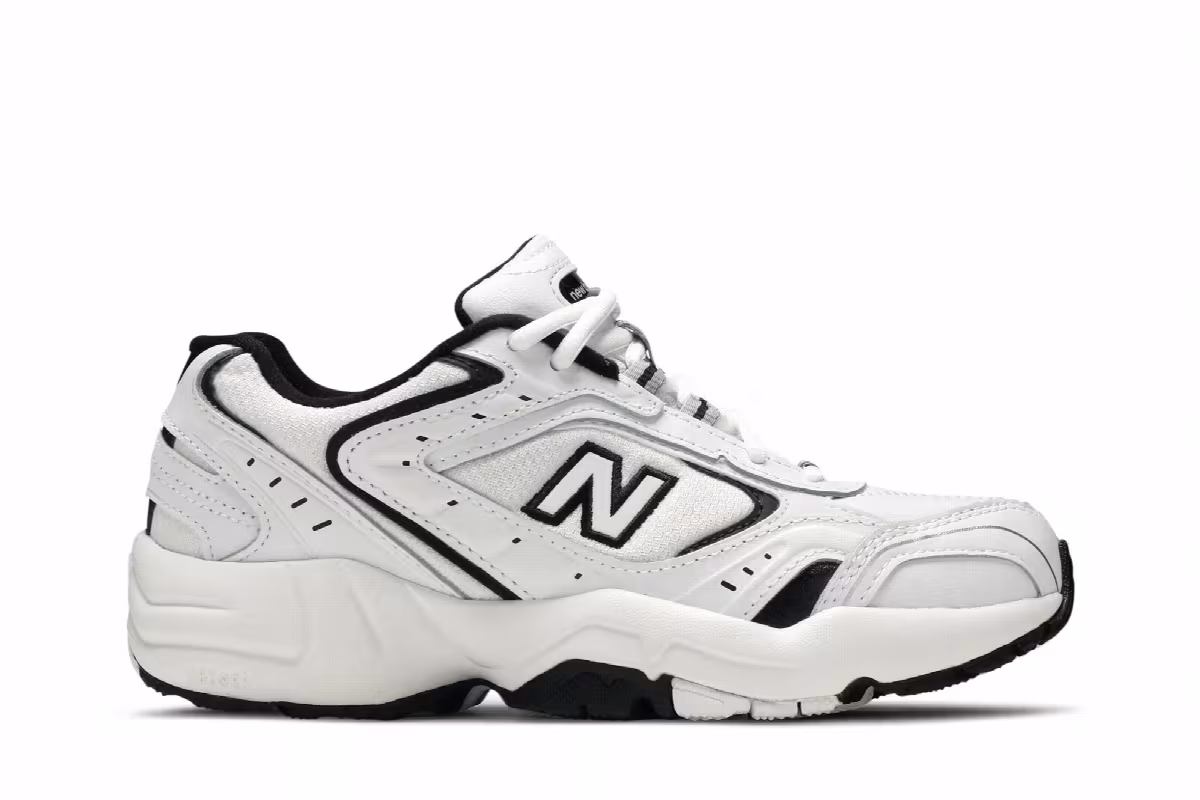 New Balance Women's 452 White Black, view 2