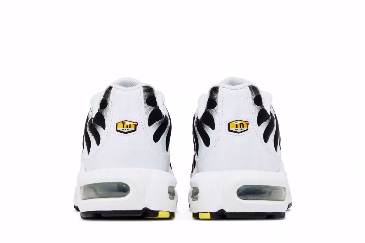 Nike Air Max Plus Black White, view 7