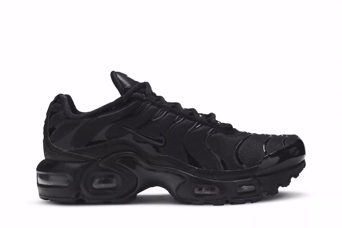 Nike Air Max Plus GS Triple Black, view 2