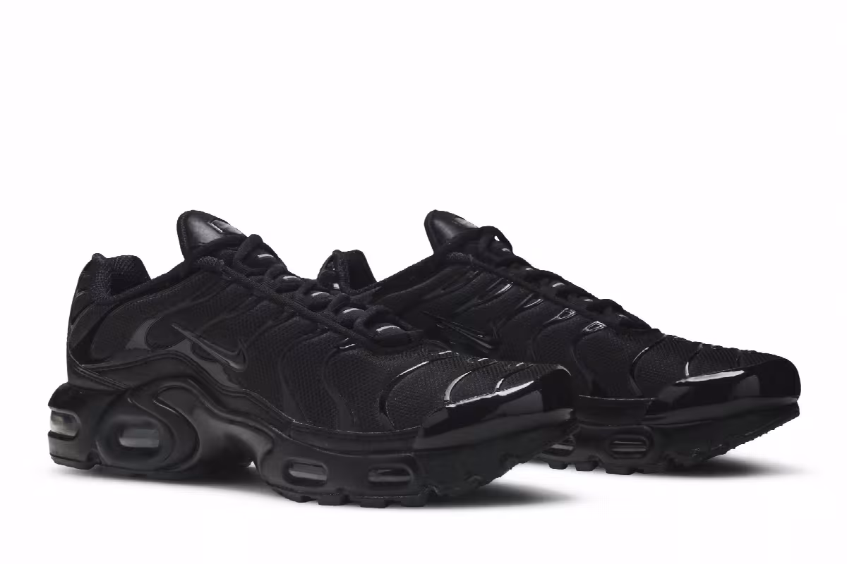 Nike Air Max Plus GS Triple Black, view 9