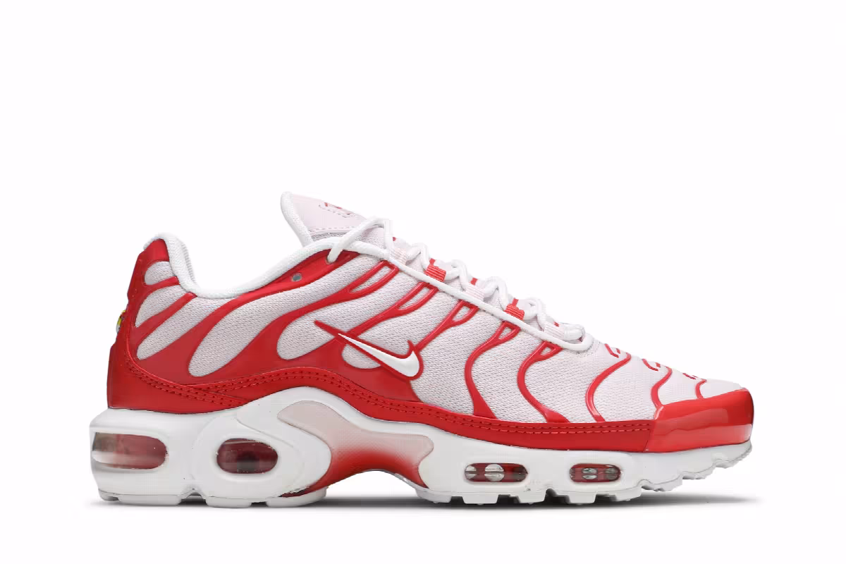 Nike Women's Air Max Plus Valentines Day, view 2