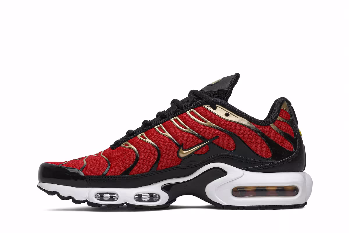 Nike Women's Air Max Plus Red Gold, view 4