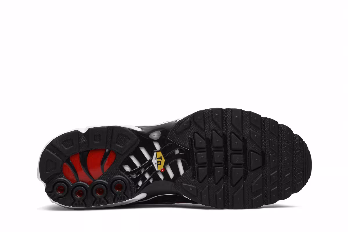 Nike Women's Air Max Plus Red Gold, view 5