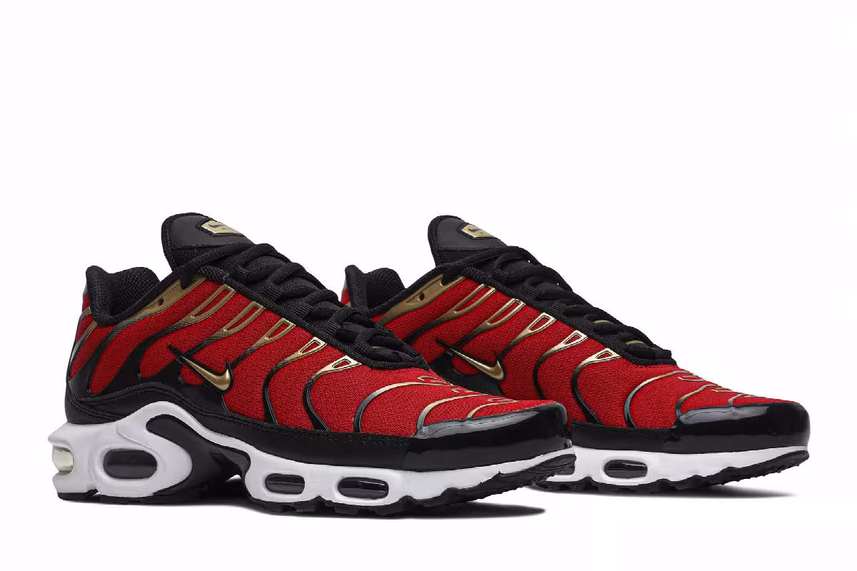 Nike Women's Air Max Plus Red Gold, view 9