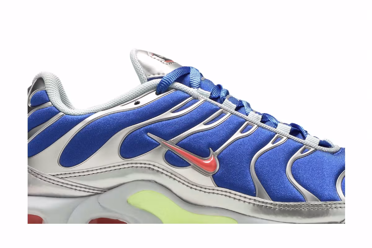 Nike Women's Air Max Plus Ultraman, view 3