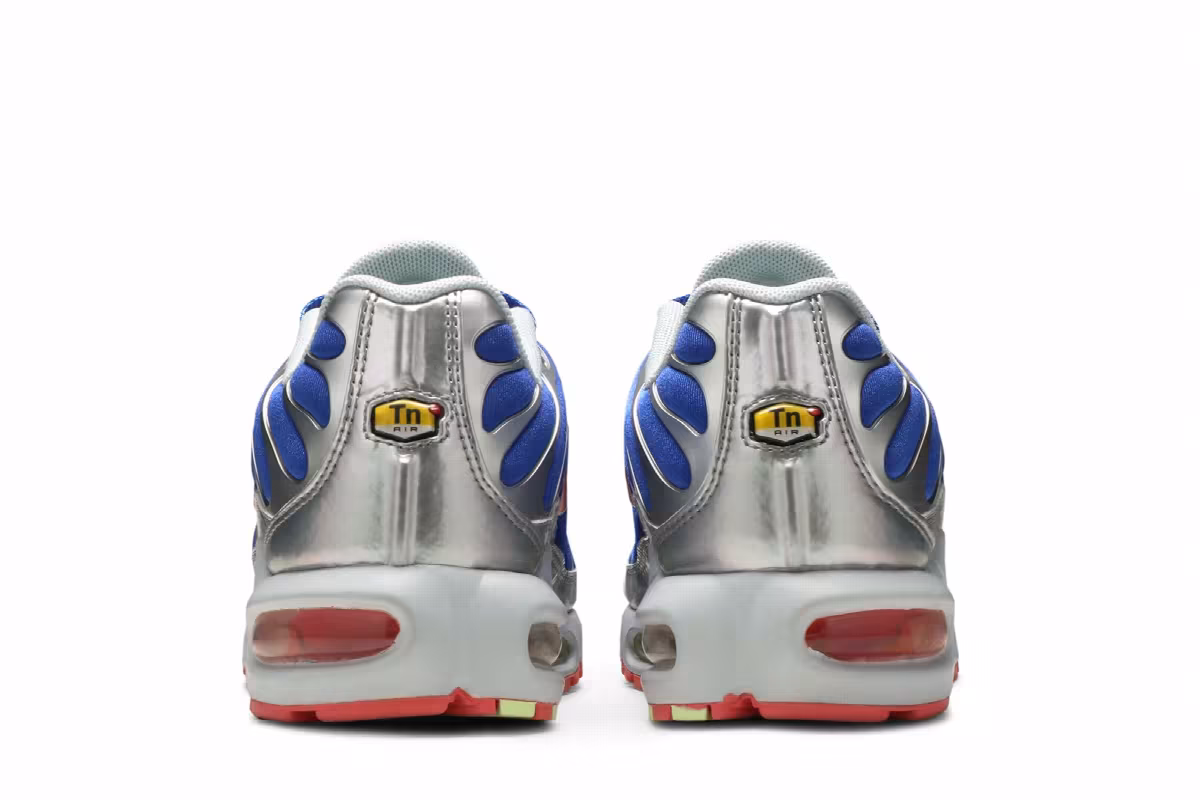 Nike Women's Air Max Plus Ultraman, view 7