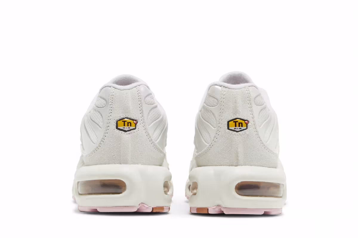 Nike Women's Air Max Plus Vast Grey Metallic Copper, view 7