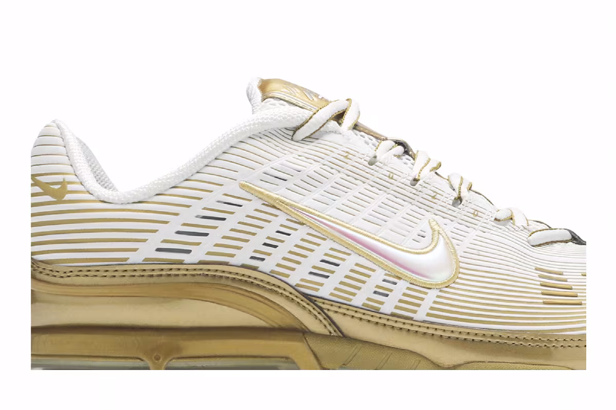 Nike Air Vapormax 360 White Metallic Gold, view 3