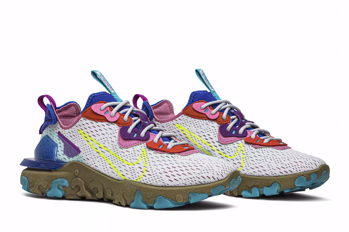 Nike Women's React Vision Lemon Venom, view 9
