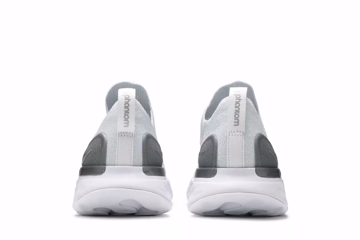 Nike Women's React Phantom Run Flyknit 2 True White Silver, view 7