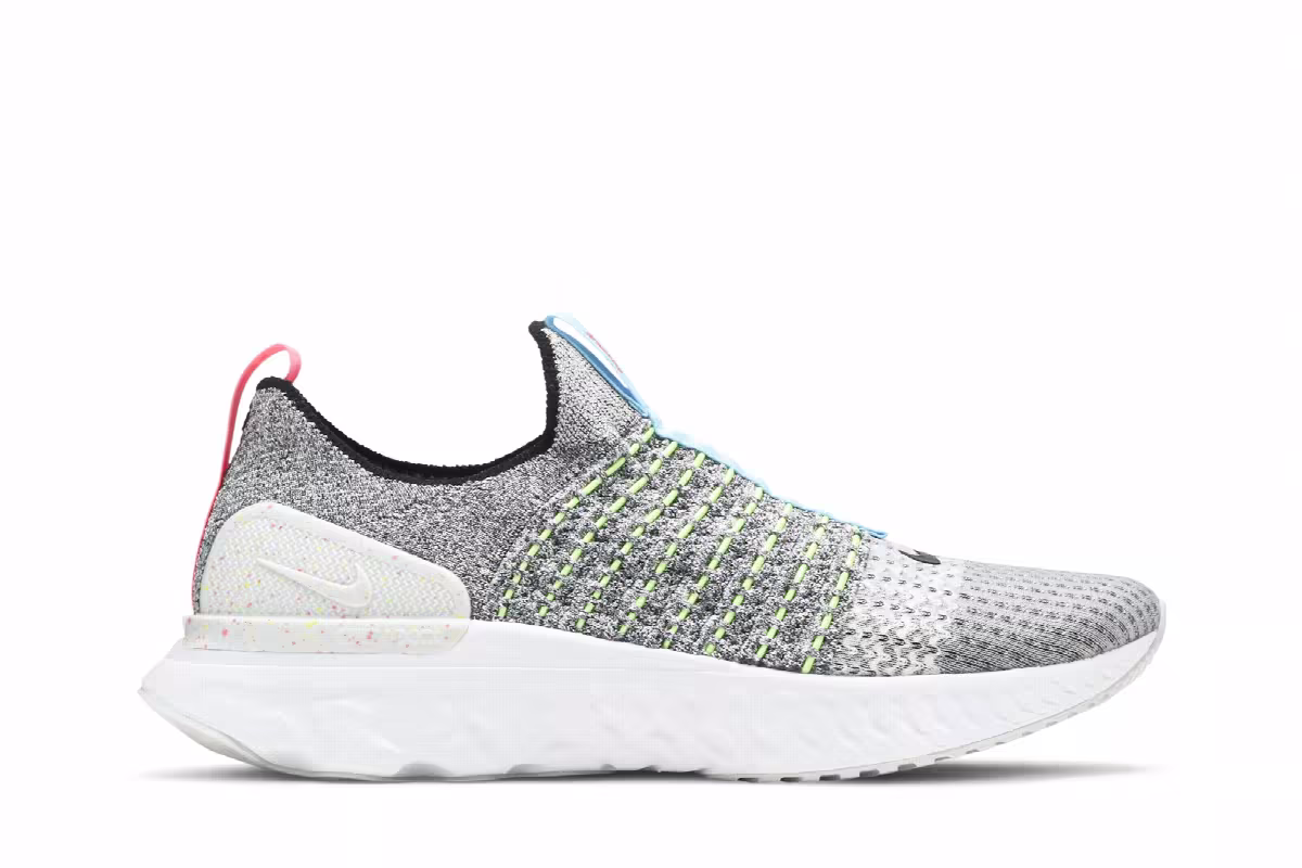 Nike React Phantom Run Flyknit 2 Crater, view 2