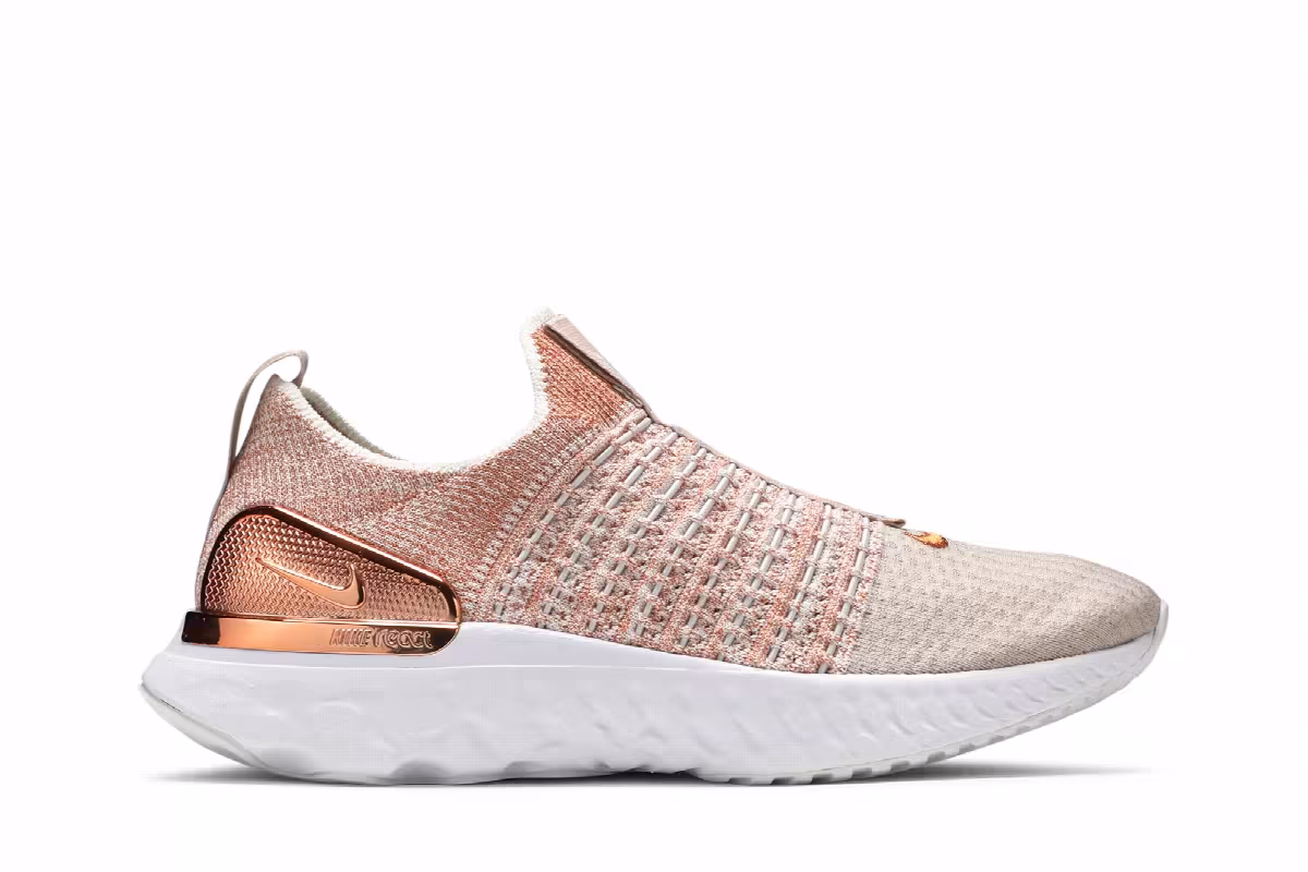 Nike Women's React Phantom Run Flyknit 2 Premium Fossil Stone Metallic Red Bronze, view 2