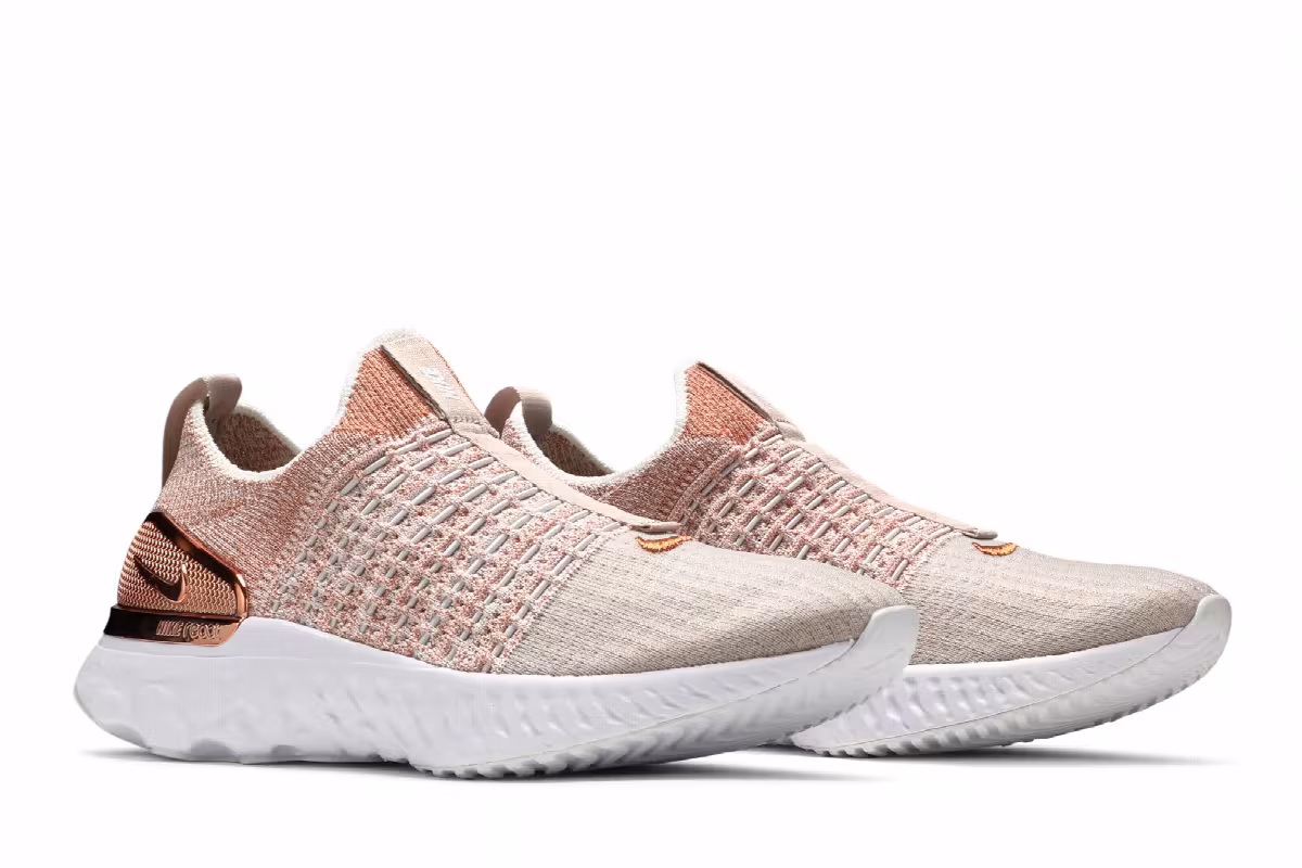 Nike Women's React Phantom Run Flyknit 2 Premium Fossil Stone Metallic Red Bronze, view 9