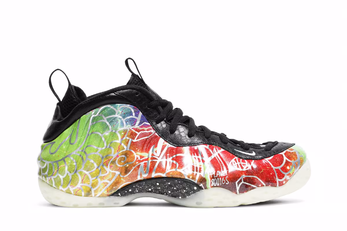 Nike Air Foamposite One Beijing, view 2