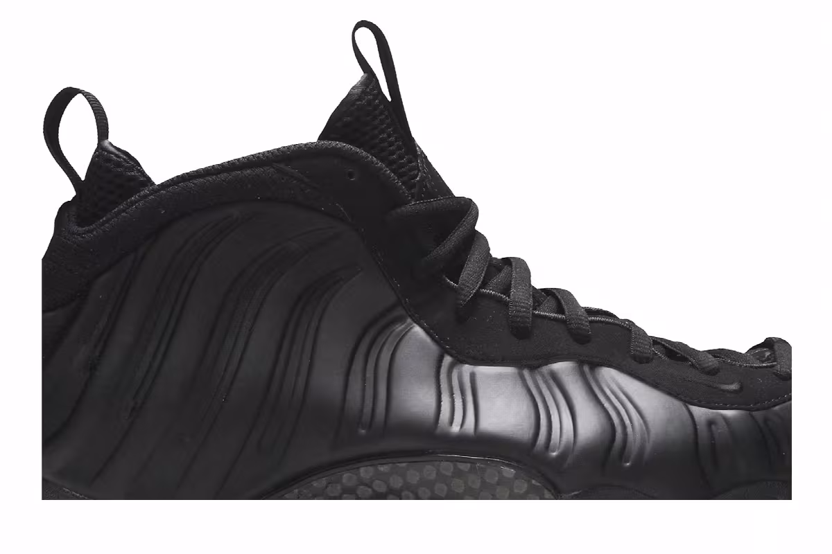 Nike Air Foamposite One Anthracite 2020, view 3