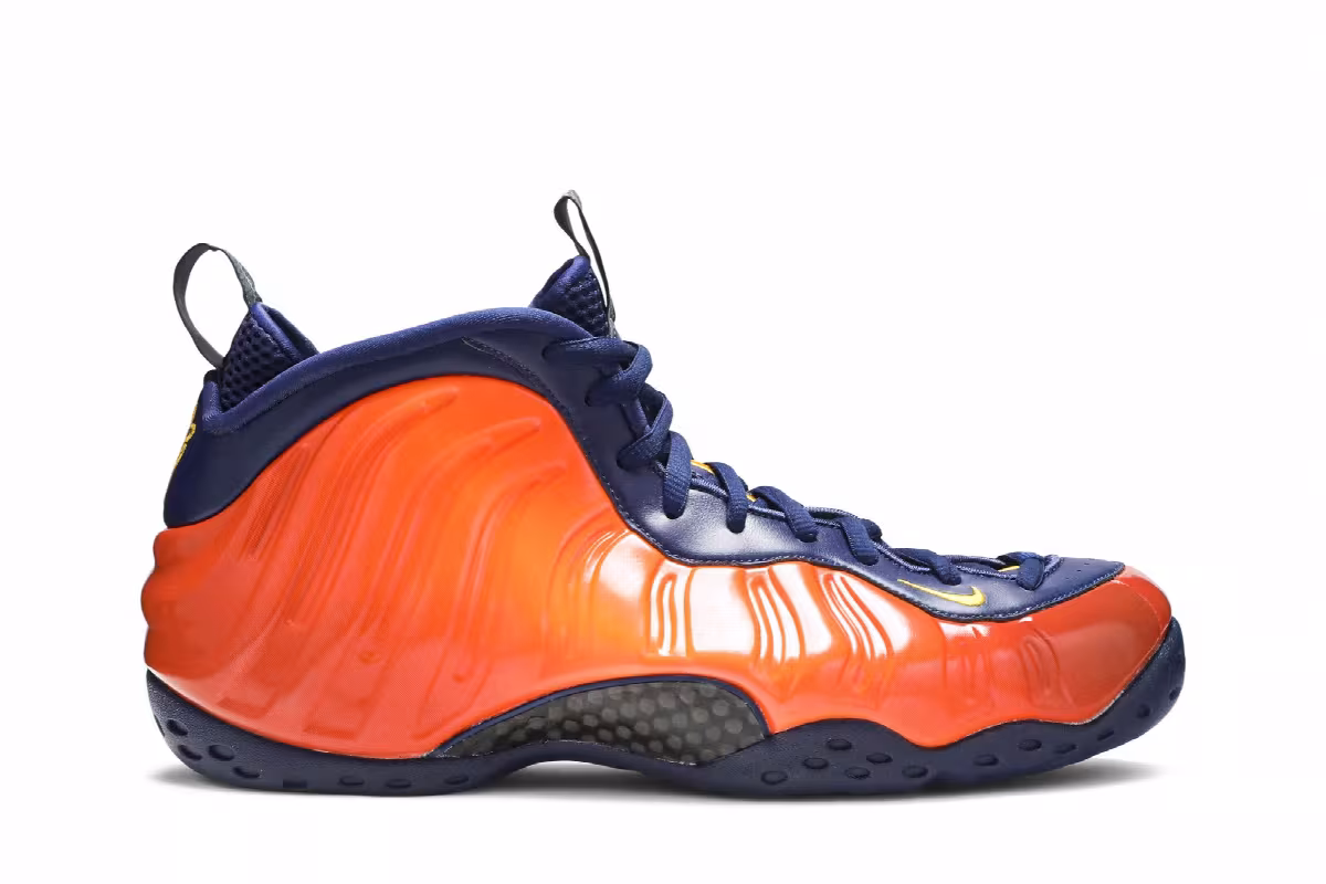 Nike Air Foamposite One Rugged Orange, view 2