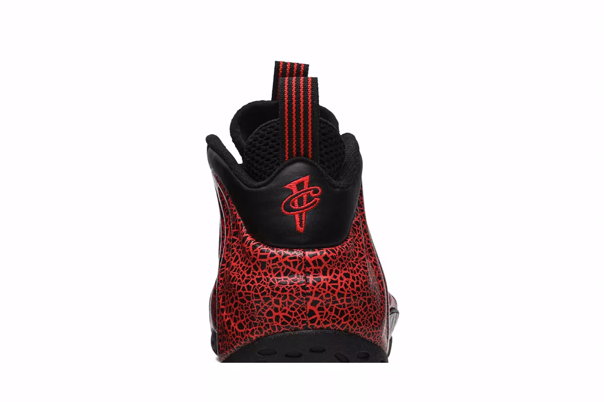 Nike Air Foamposite One Cracked Lava, view 8