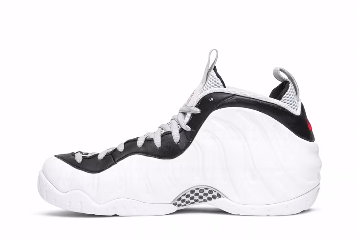 Nike Air Foamposite Pro Chrome White, view 4
