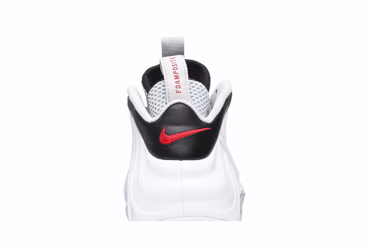 Nike Air Foamposite Pro Chrome White, view 8