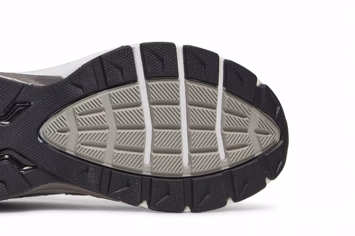 New Balance 990v5 Big Kid Castlerock, view 6