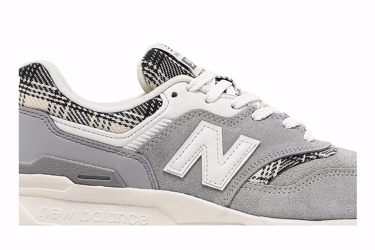 New Balance Women's 997 Grey White Black, view 3
