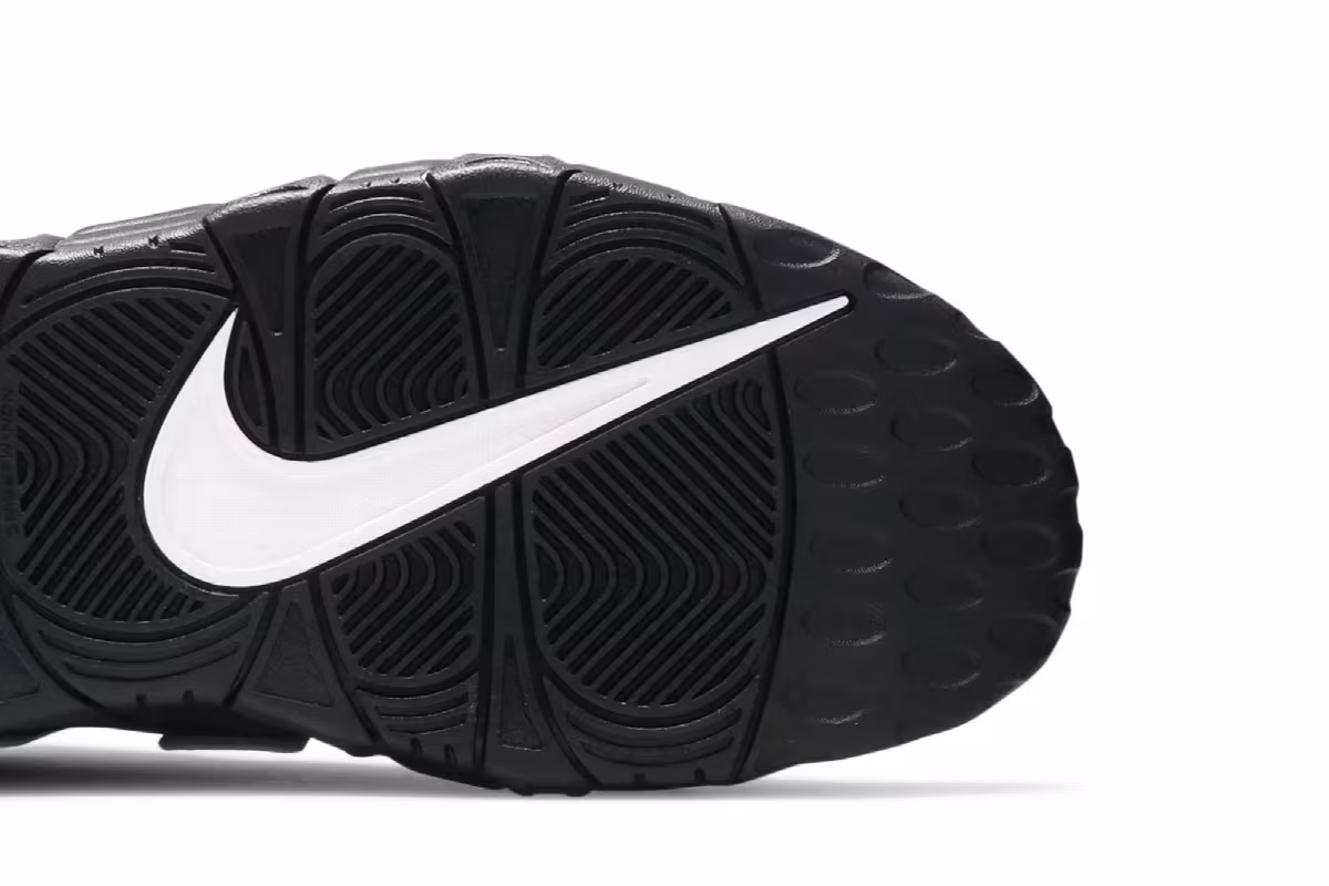 Nike Air More Uptempo GS Black 2020, view 6