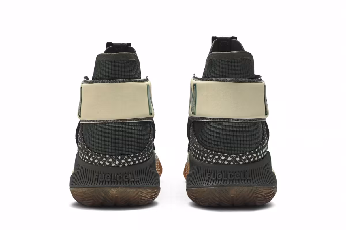New Balance OMN1S Money Stacks, view 7