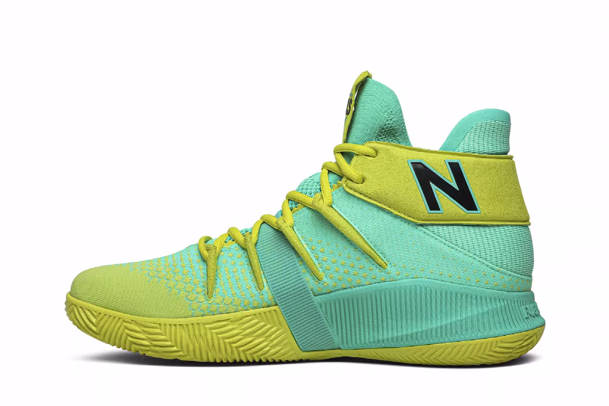 New Balance OMN1S Lights On, view 4