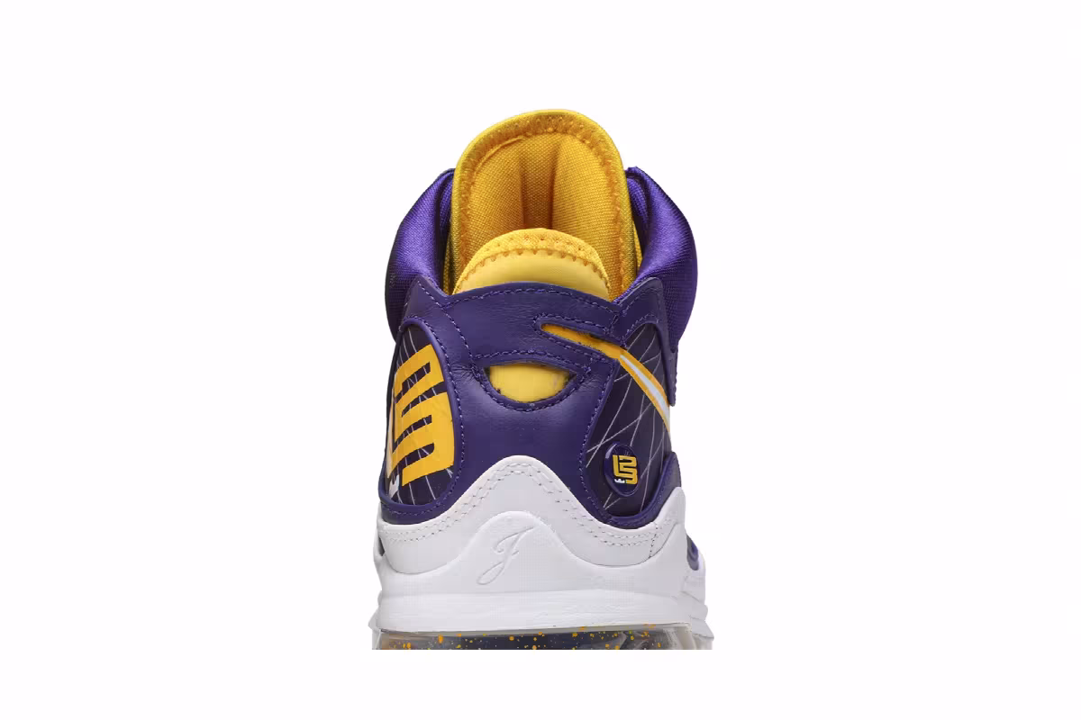 Nike LeBron 7 QS Media Day, view 8