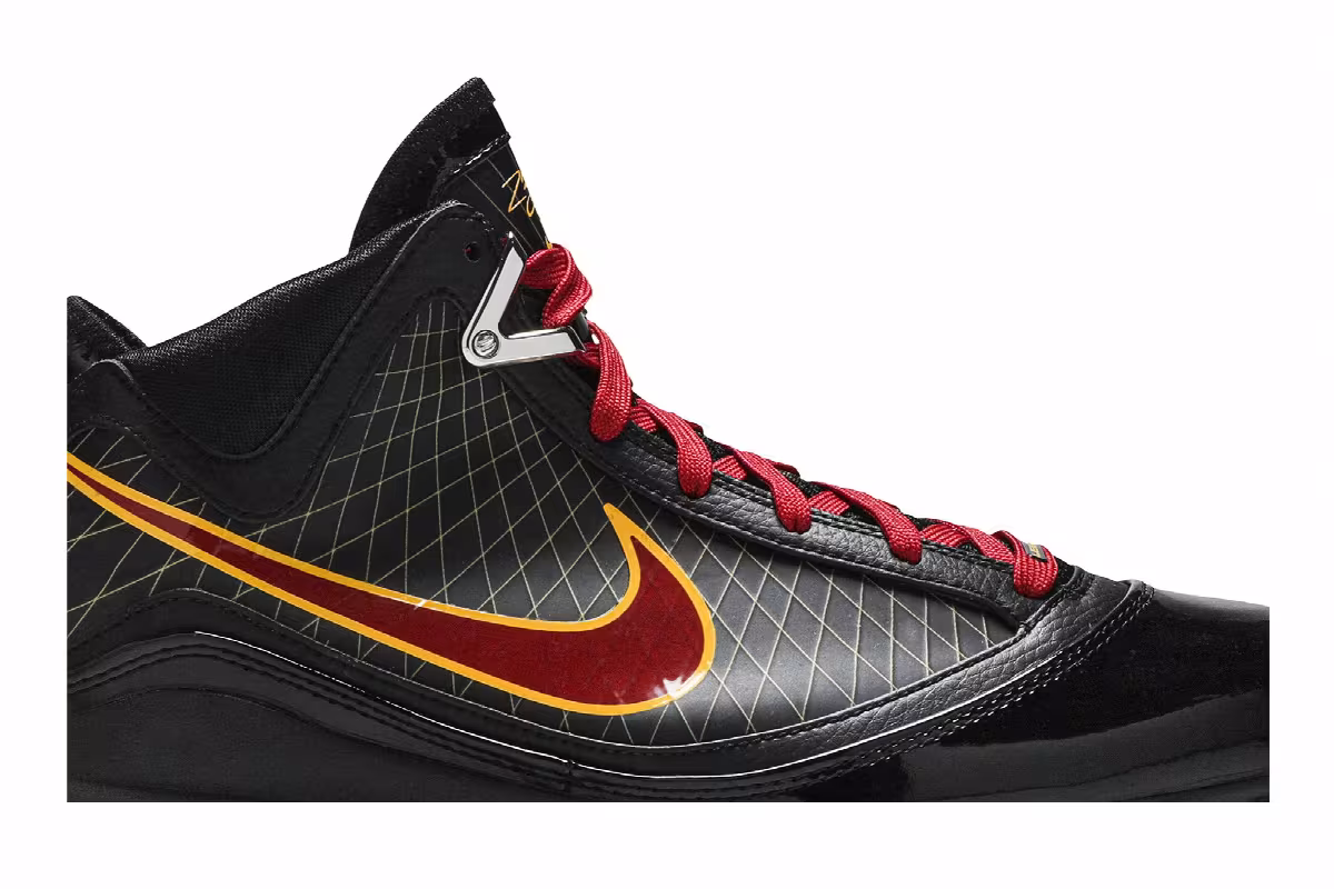 Nike Air Max LeBron 7 Fairfax, view 3