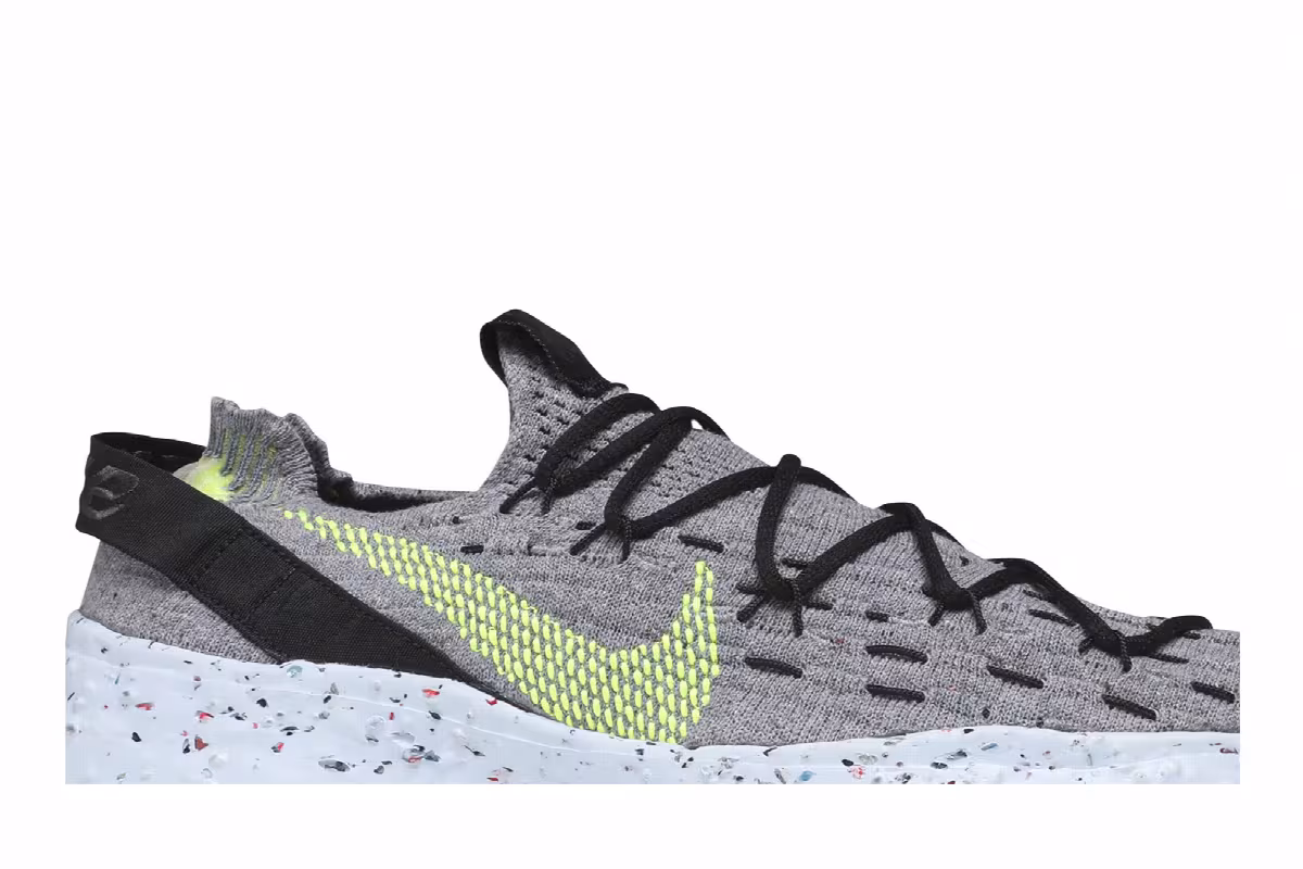Nike Women's Space Hippie 04 This Is Trash - Volt, view 3