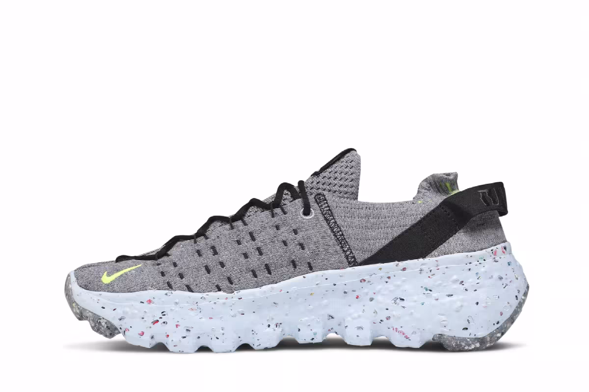 Nike Women's Space Hippie 04 This Is Trash - Volt, view 4