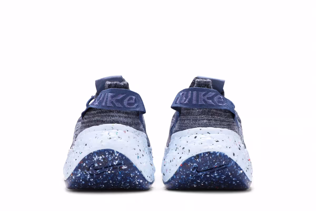 Nike Women's Space Hippie 04 Mystic Navy, view 7