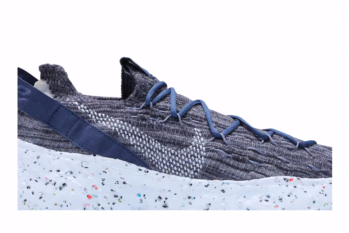 Nike Space Hippie 04 Mystic Navy, view 3