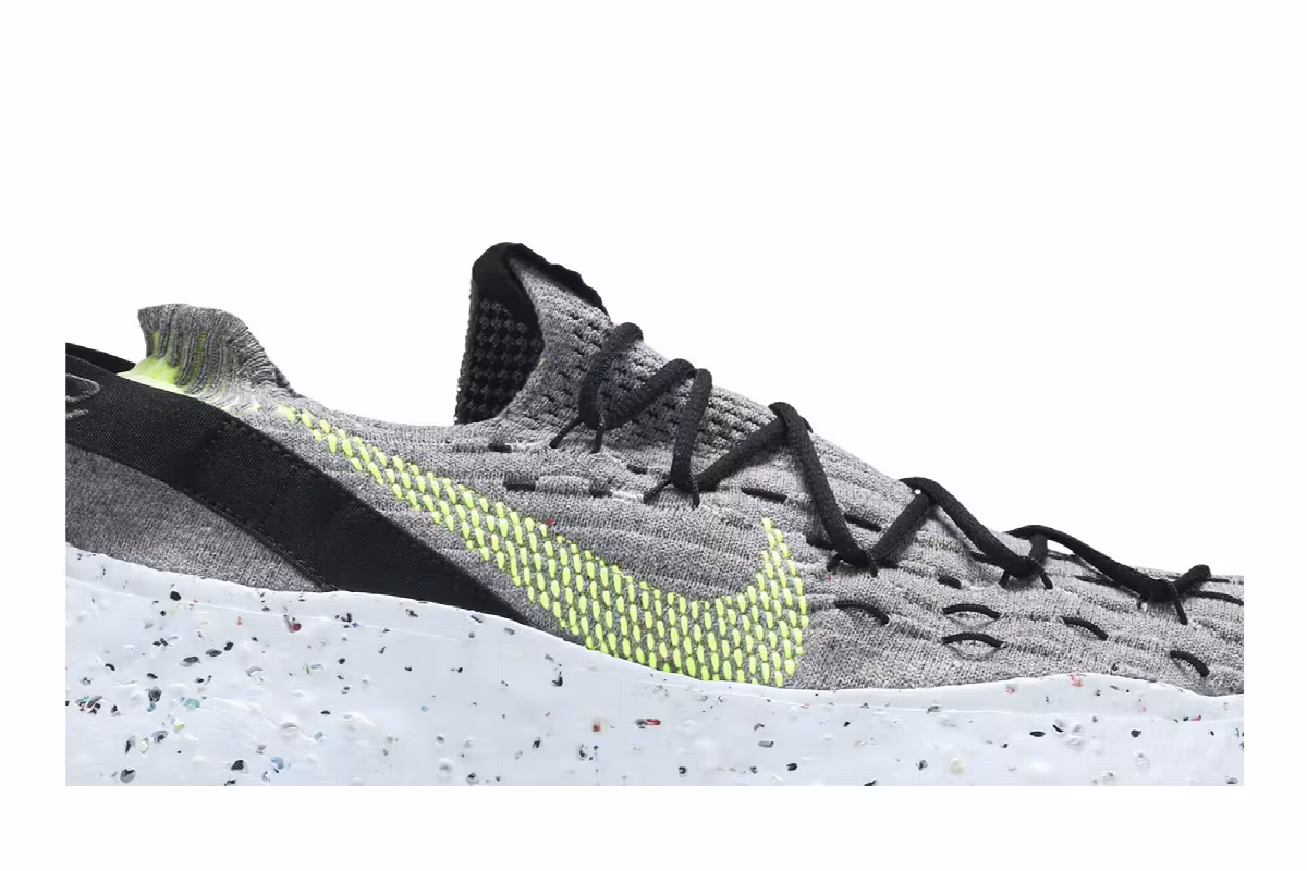 Nike Space Hippie 04 Grey Volt, view 3