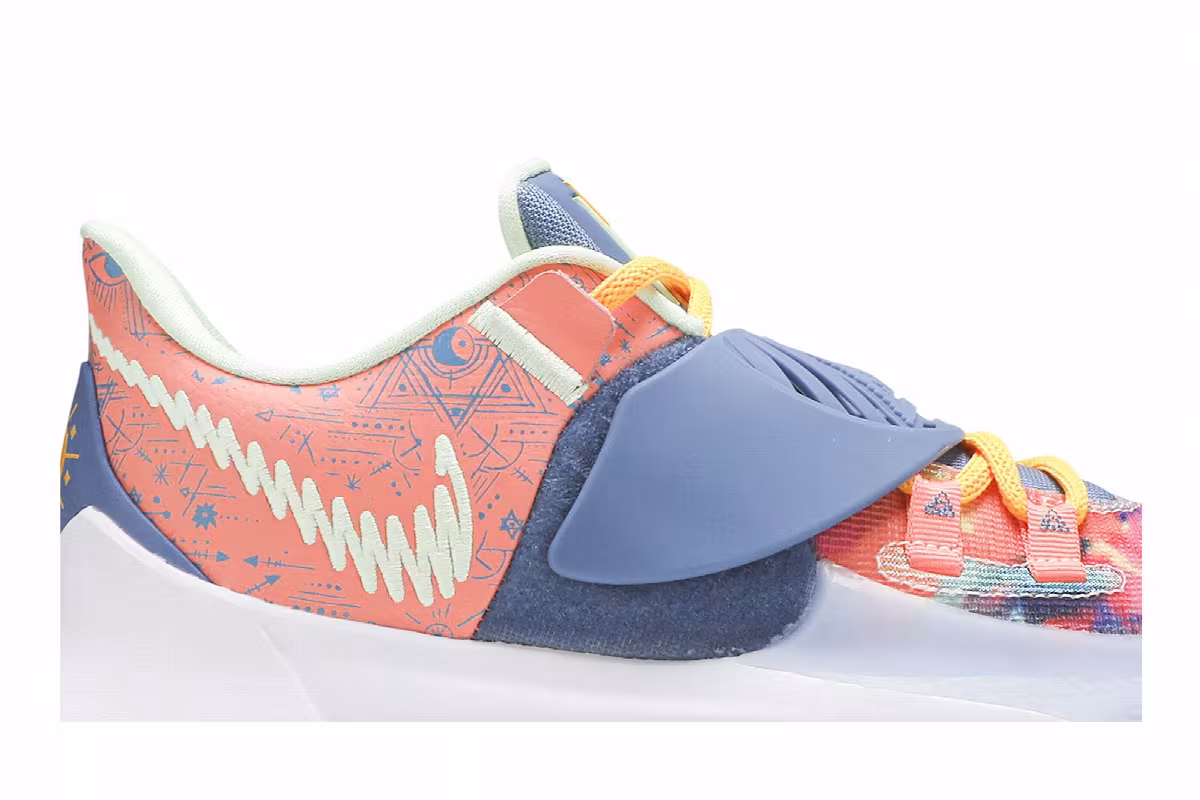 Nike Kyrie Low 3 Tie-Dye, view 3