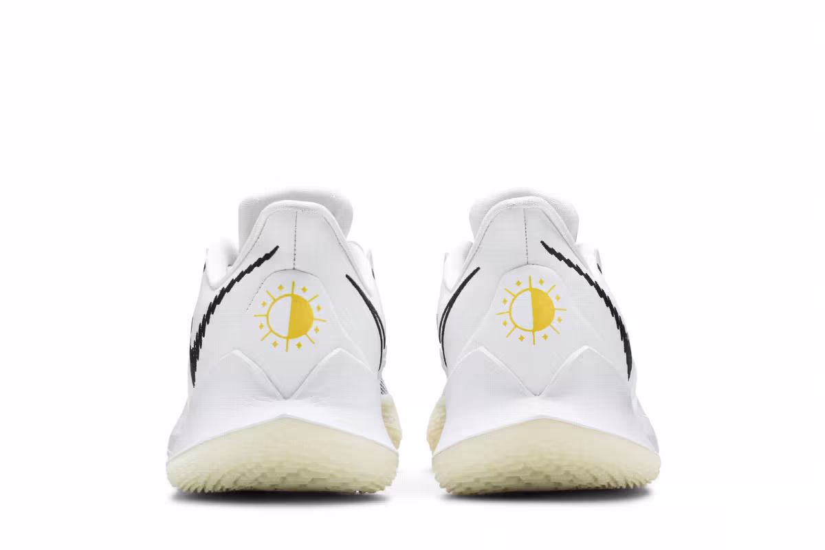 Nike Kyrie Low 3 Eclipse, view 7