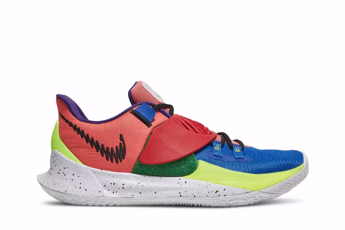Nike Kyrie Low 3 NY vs. NY, view 2