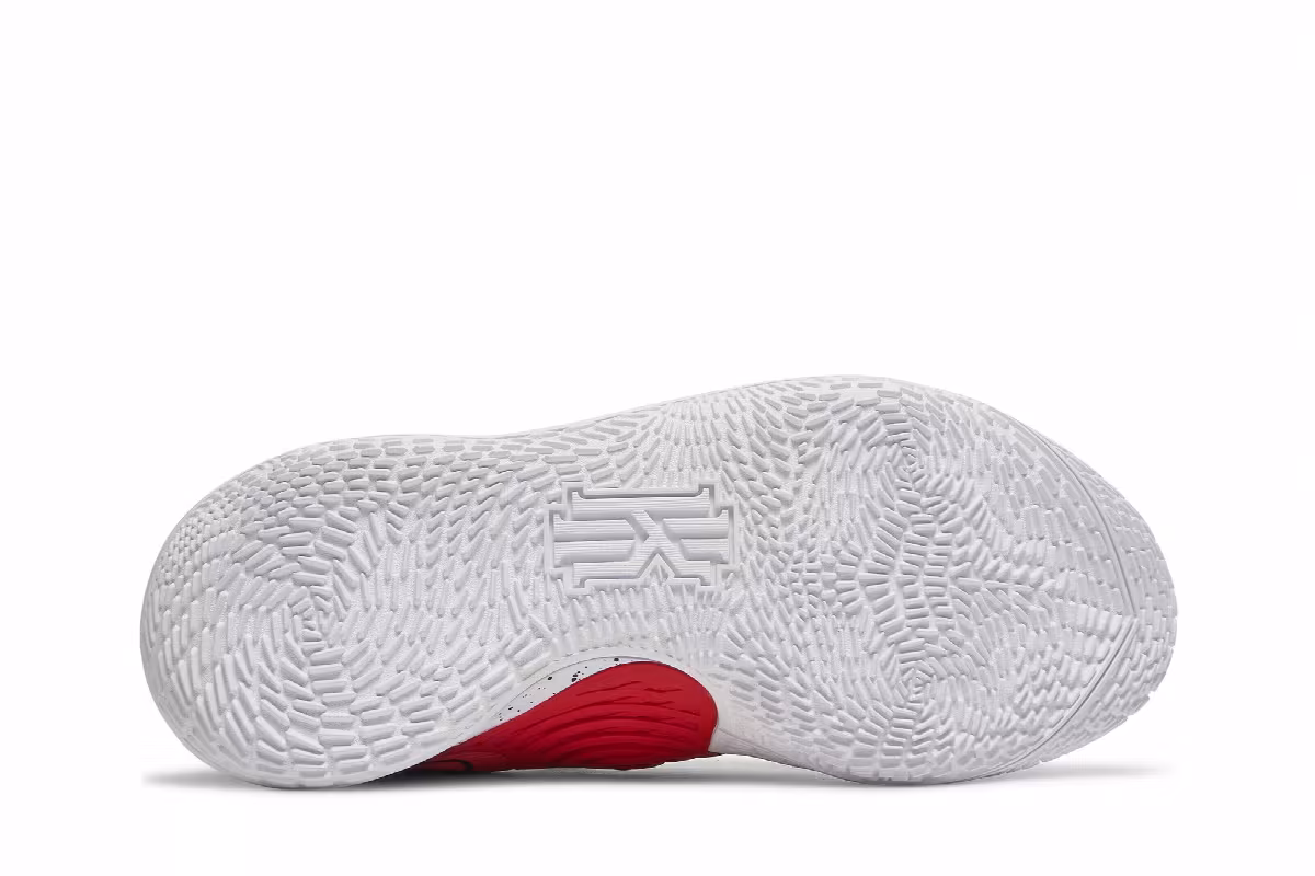 Nike Kyrie Low 3 NY vs. NY, view 5