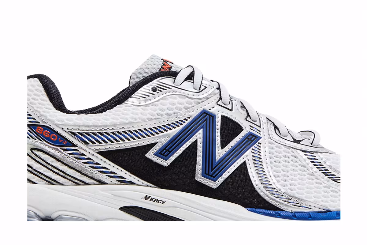 New Balance 860v2 OG White Silver Blue, view 3