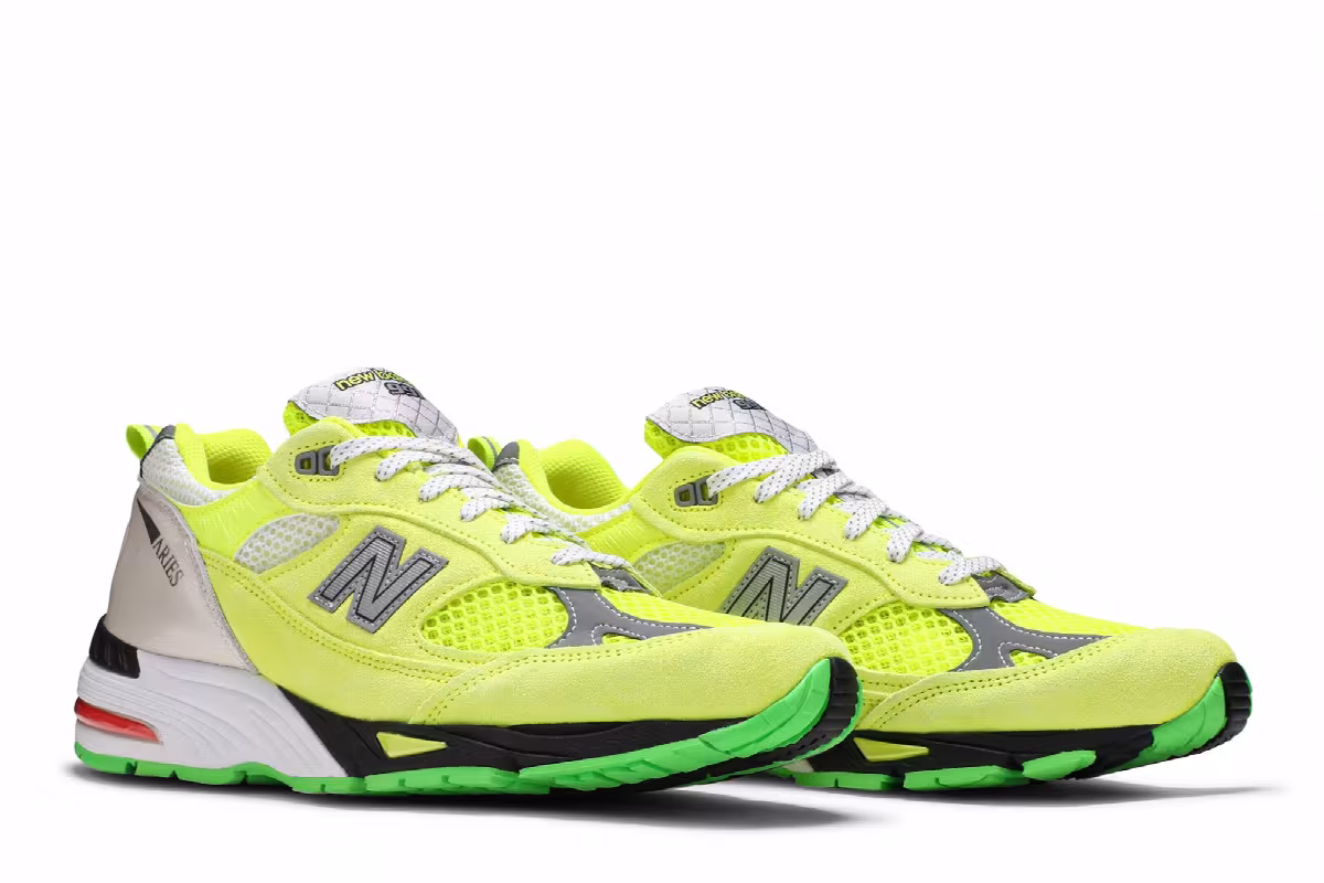 Aries x New Balance 991 Made in England Neon Yellow, view 9