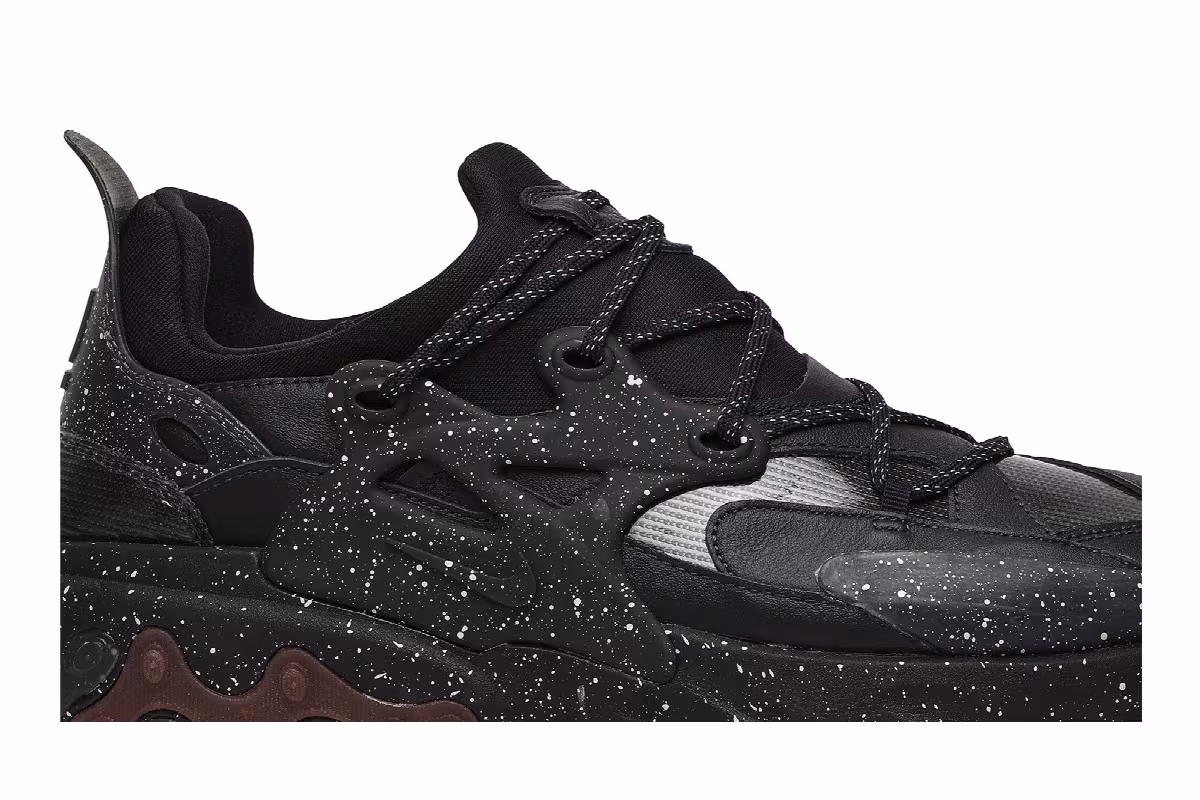 Undercover x Nike React Presto Mahogany, view 3
